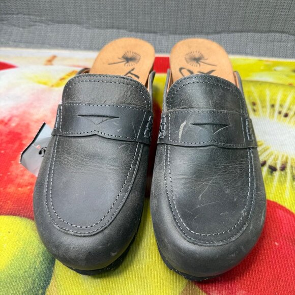 Homage Women 10M Gray Leather Wedge Clogs Slip-On Comfortable Stylish Durable - Picture 2 of 8